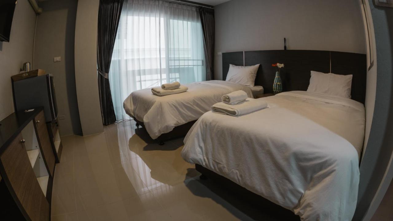 Appartamento Step One At Bangkok Esterno foto